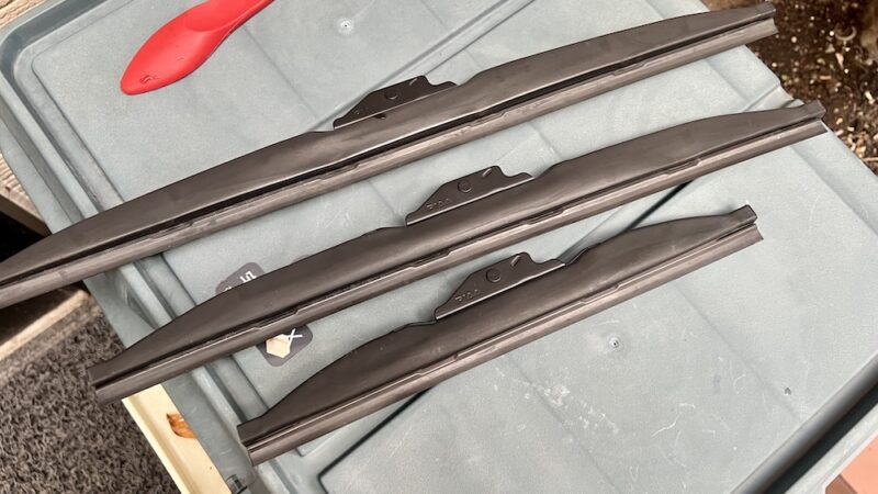 冬用に交換するPIAAワイパー3本セット